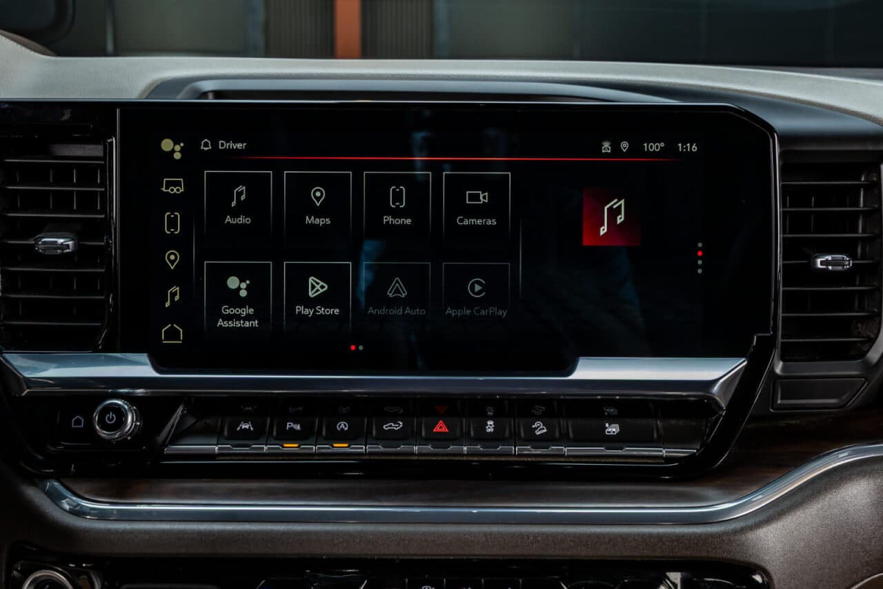 2024 GMC Sierra 1500 SLT — photo 19 of 35