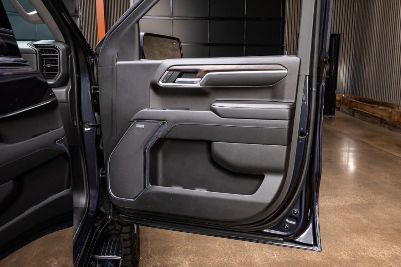 2022 GMC Sierra 1500 SLT — photo 29 of 33