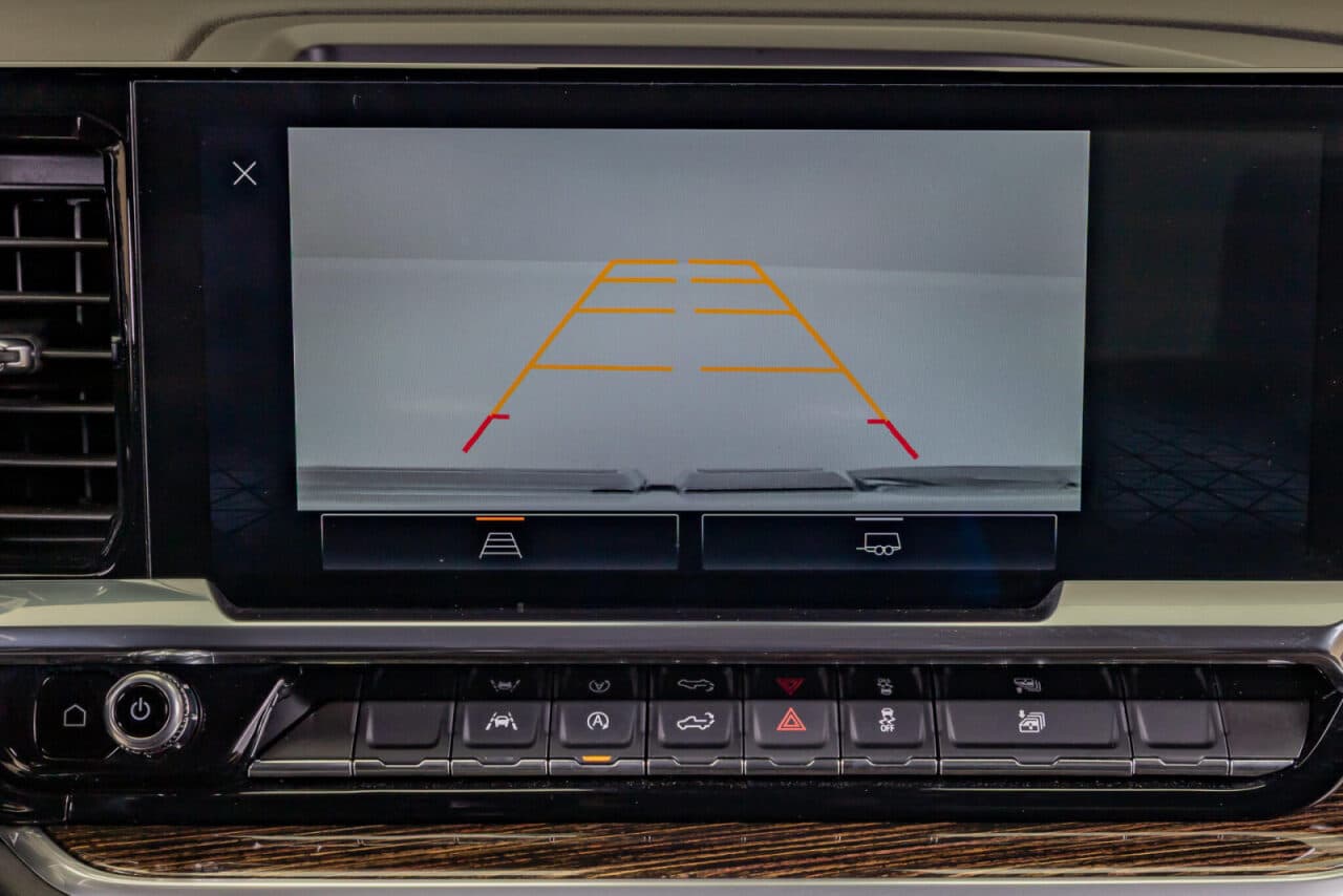2024 GMC Sierra 1500 Elevation — photo 23 of 38
