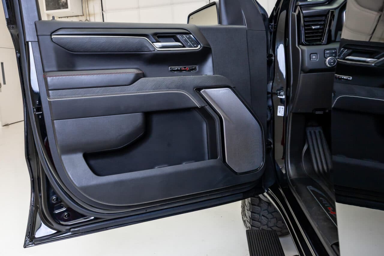 2024 GMC Sierra 1500 AT4X — photo 32 of 37