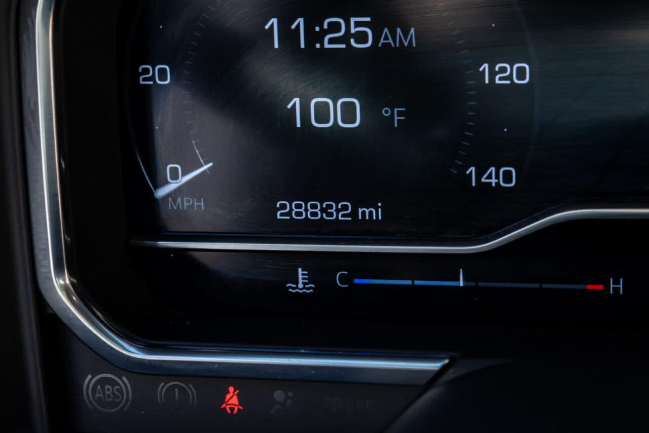 2025 GMC Sierra 1500 Denali — photo 19 of 40