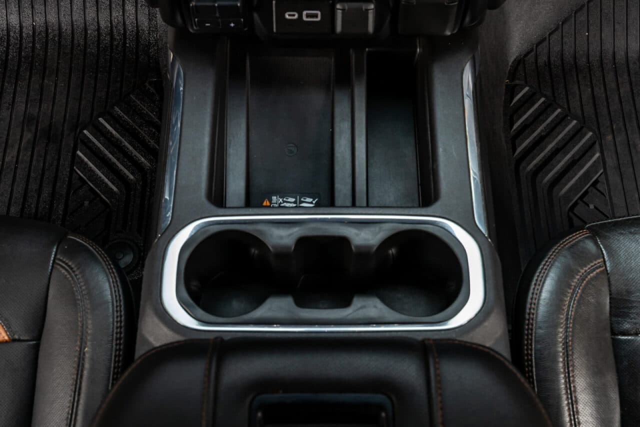 2020 GMC Sierra 1500 AT4 — photo 25 of 38