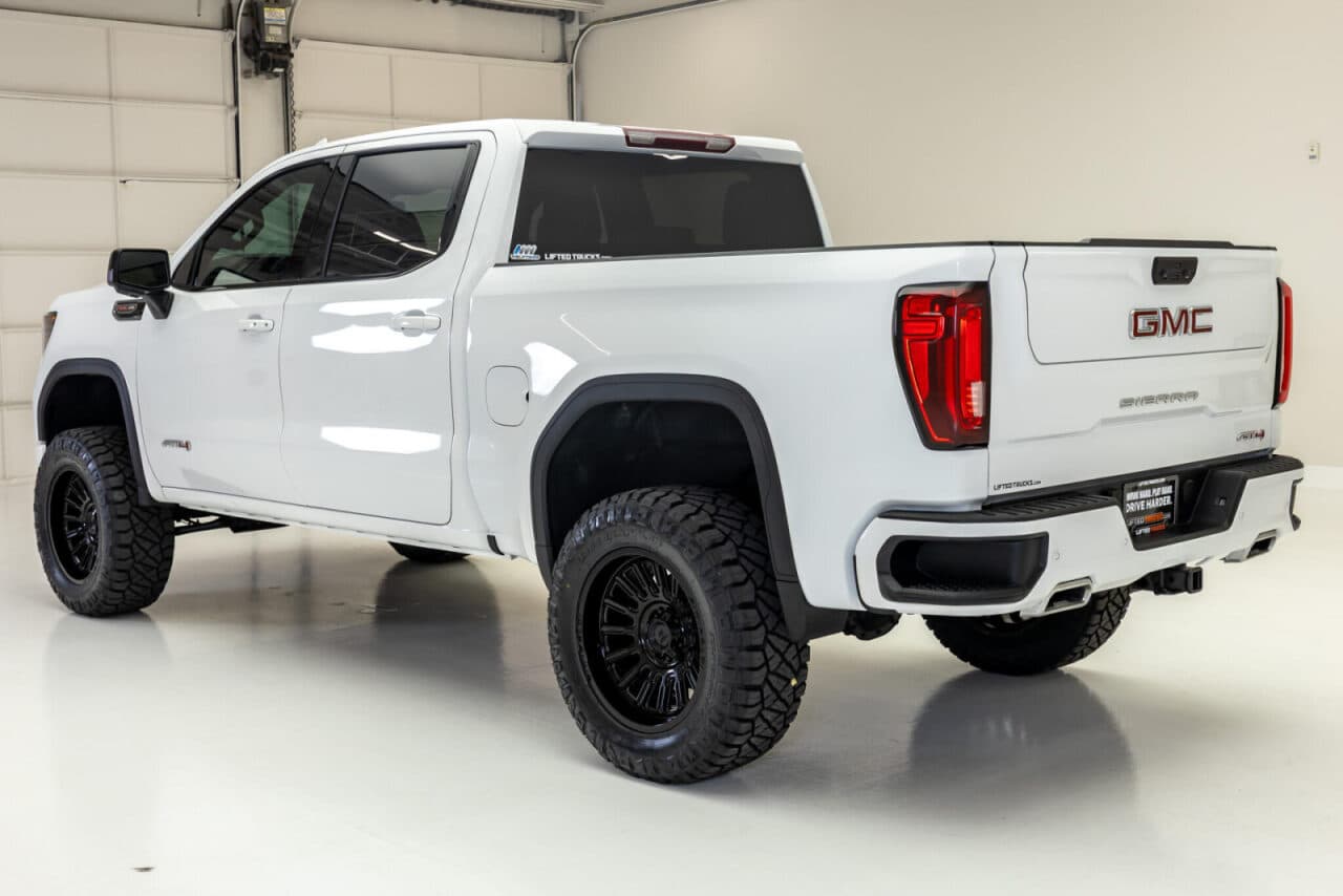 2026 GMC Sierra 1500 AT4 — photo 5 of 36