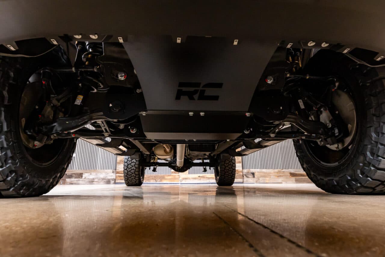 2024 GMC Sierra 1500 SLE — photo 12 of 35