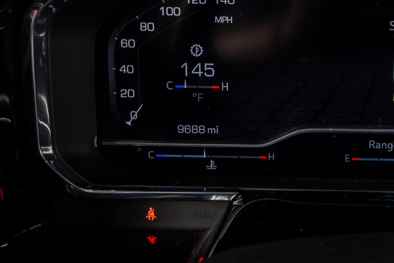 2024 GMC Sierra 1500 SLE — photo 17 of 35
