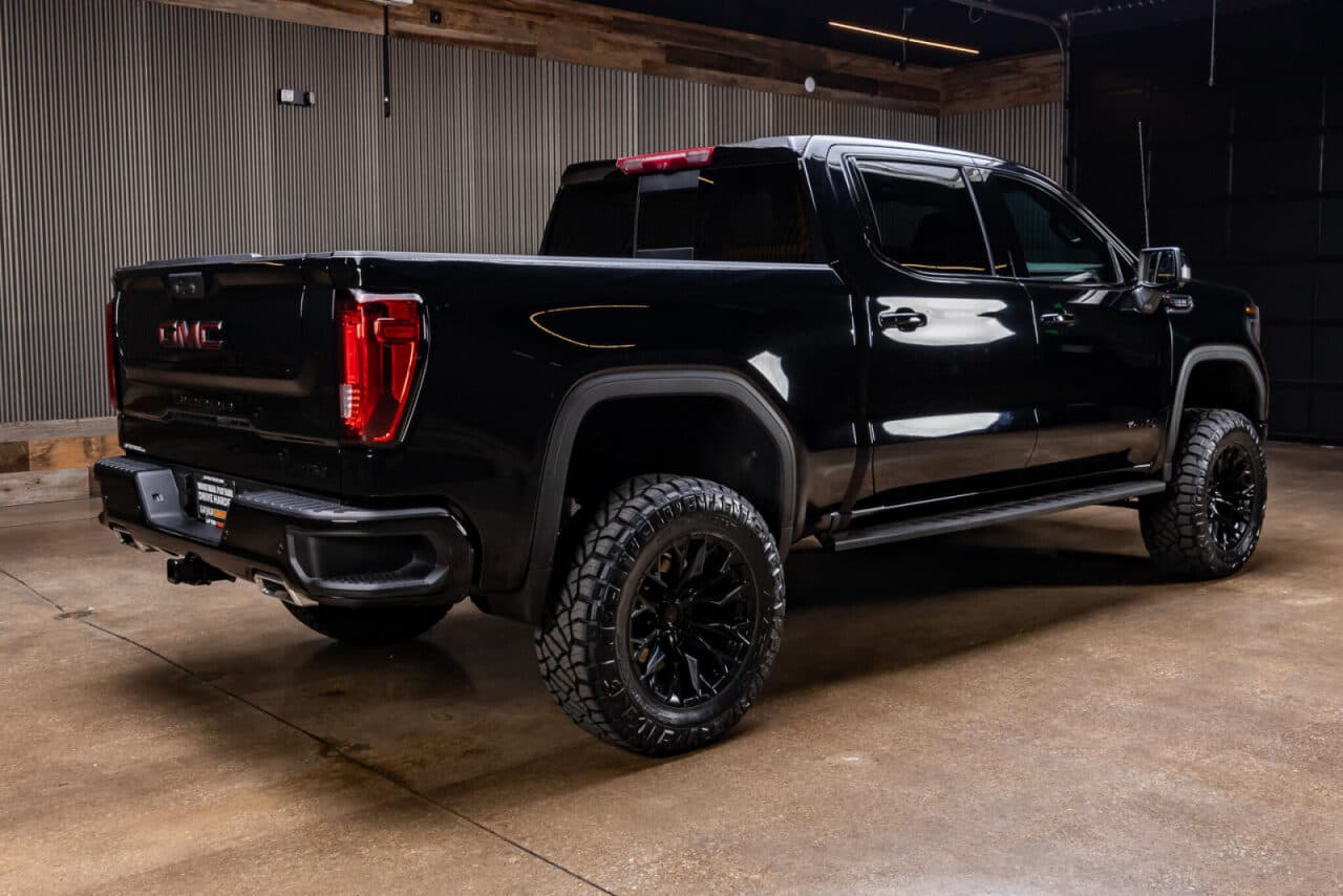 2026 GMC Sierra 1500 AT4 — photo 7 of 38