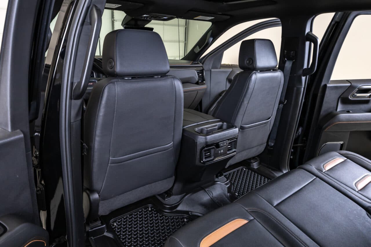 2024 GMC Sierra 1500 AT4 — photo 33 of 40