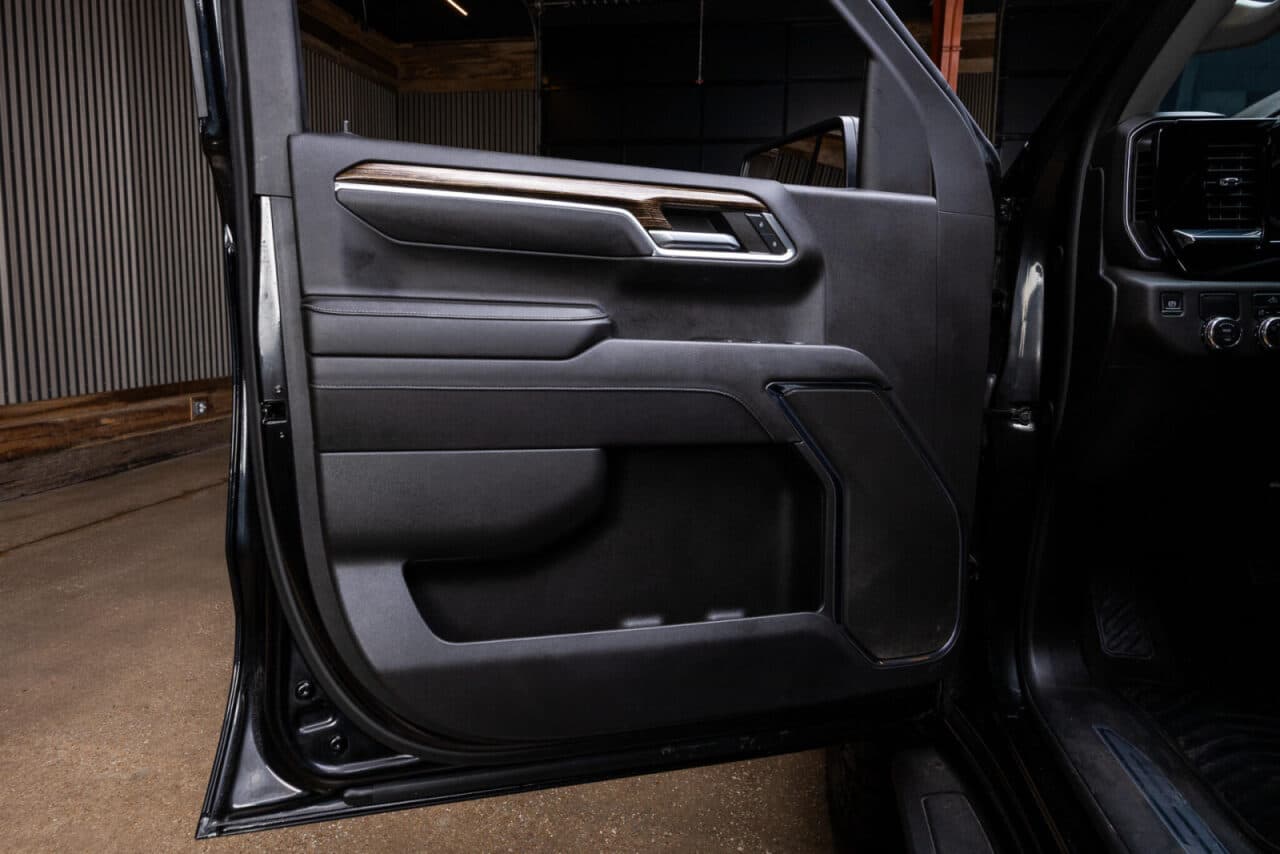 2024 GMC Sierra 1500 Elevation — photo 32 of 37