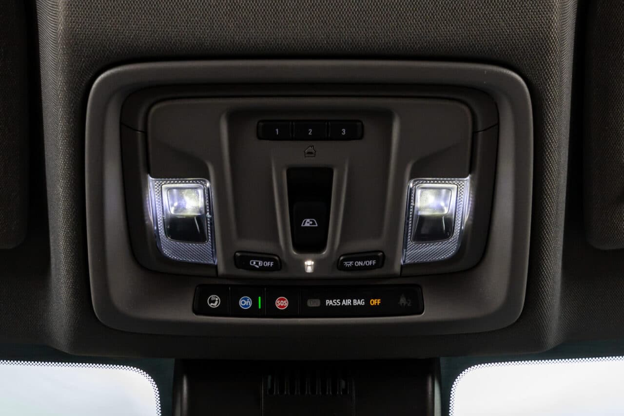 2022 GMC Sierra 1500 SLT — photo 21 of 33