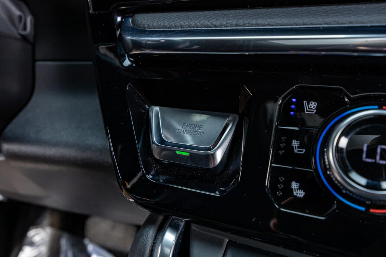 2025 GMC Sierra 1500 Denali — photo 20 of 39