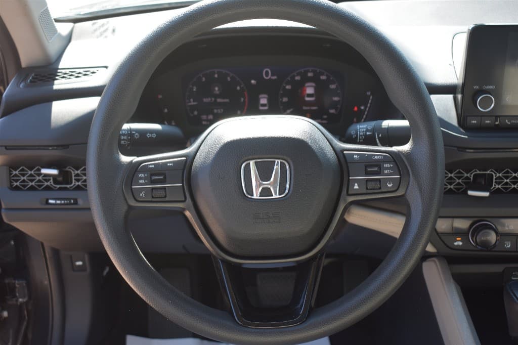 2023 Honda Accord EX FWD — photo 17 of 23