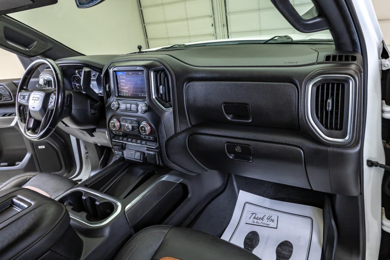 2019 GMC Sierra 1500 AT4 — photo 14 of 37