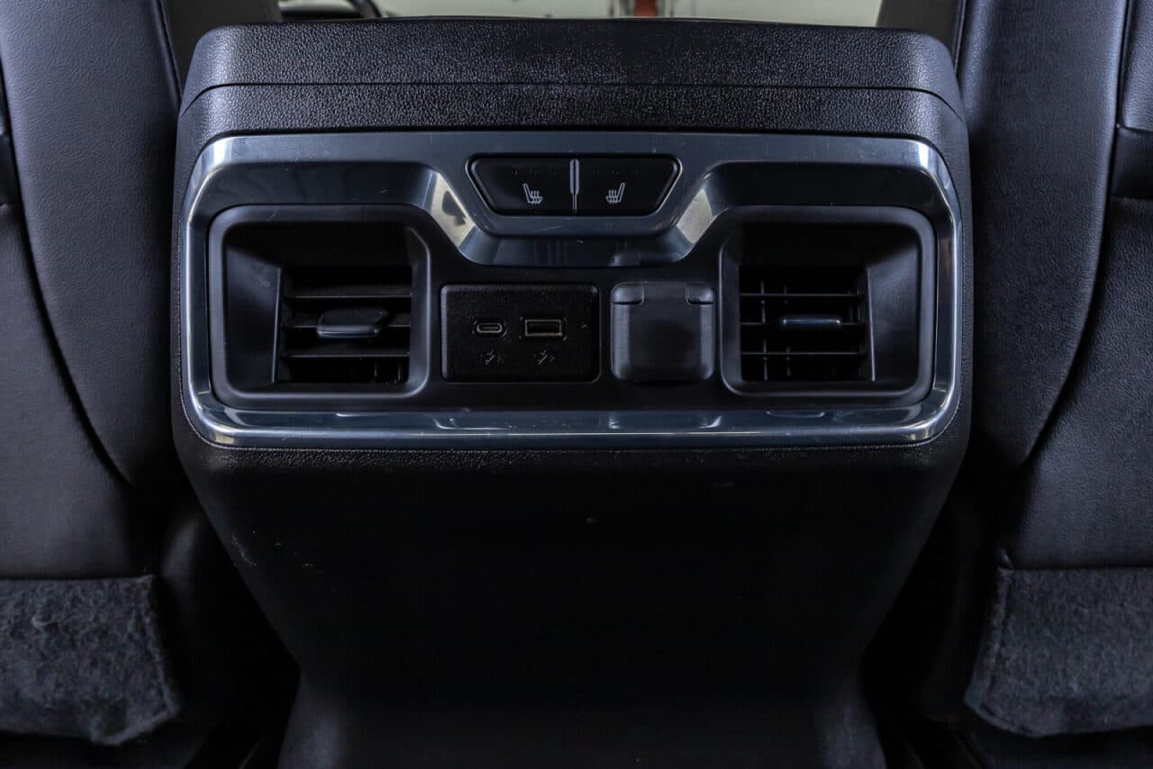 2019 GMC Sierra 1500 AT4 — photo 29 of 37