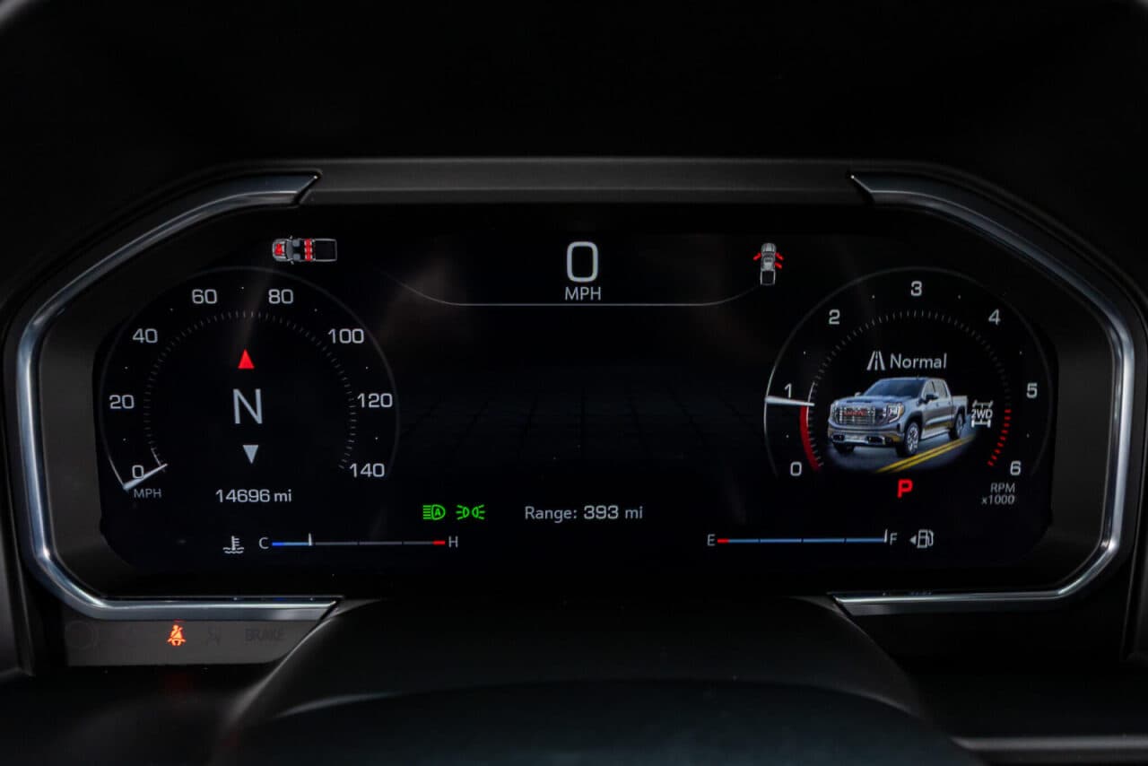 2026 GMC Sierra 1500 Denali — photo 18 of 38