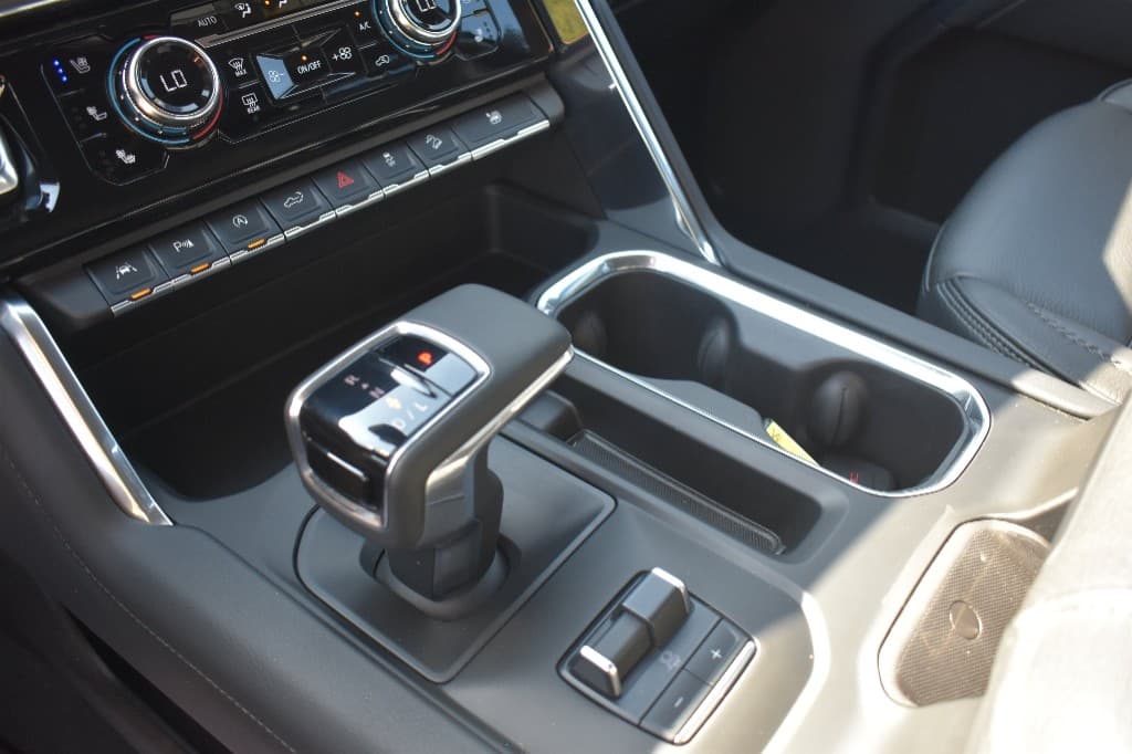 2023 GMC Sierra 1500 Denali 4WD — photo 21 of 22