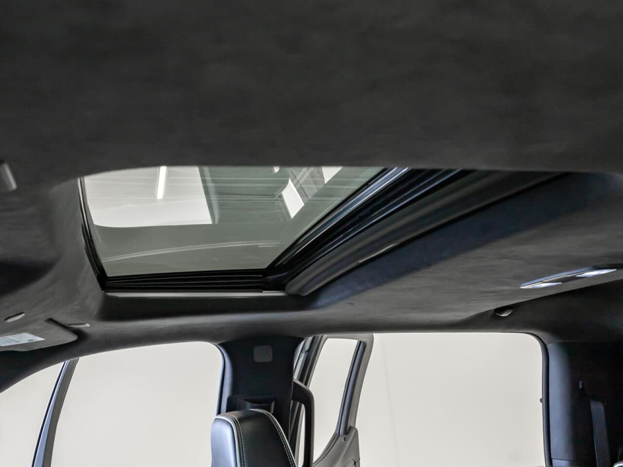2023 GMC Sierra 1500 AT4X — photo 26 of 37