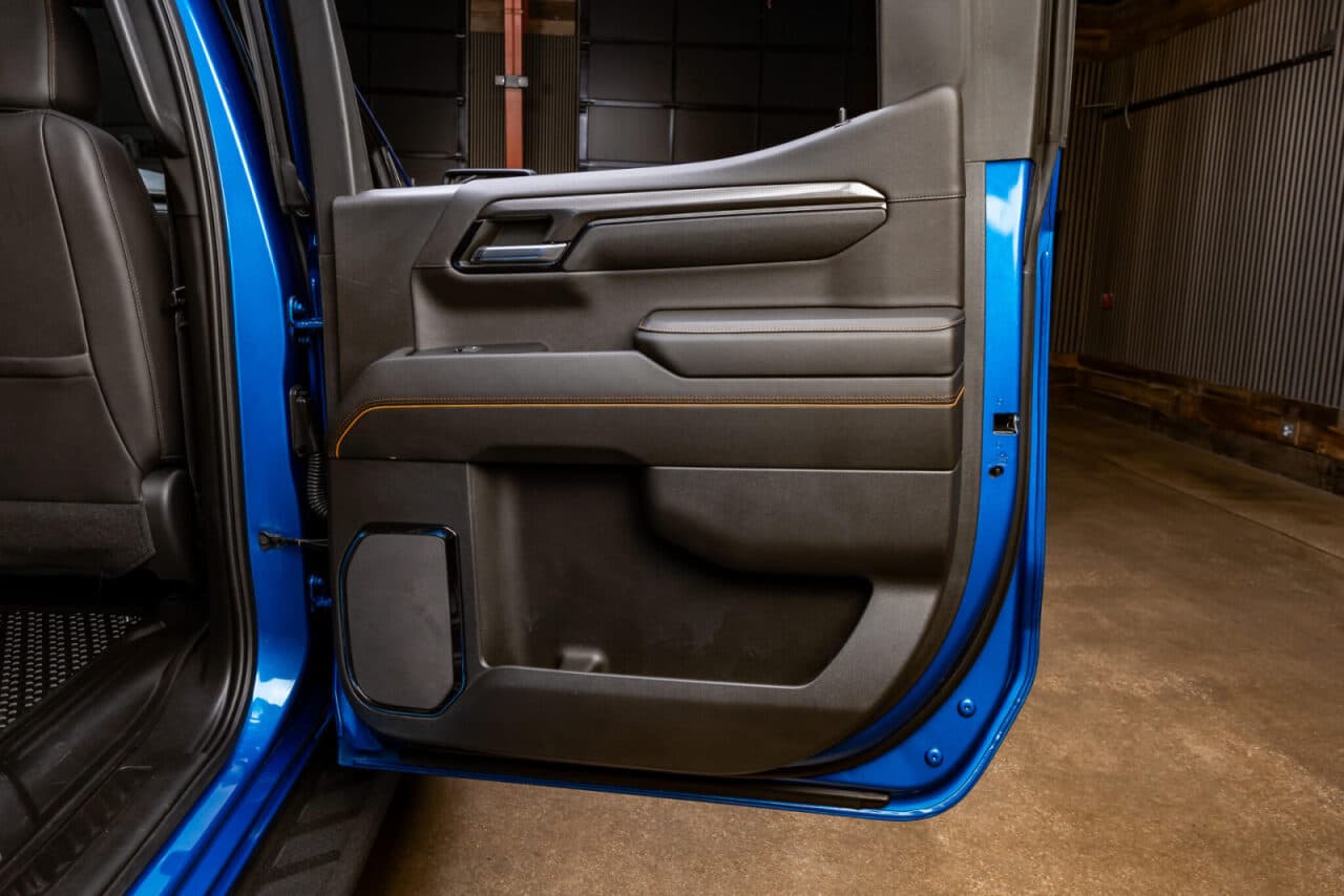 2023 GMC Sierra 1500 AT4 — photo 36 of 38