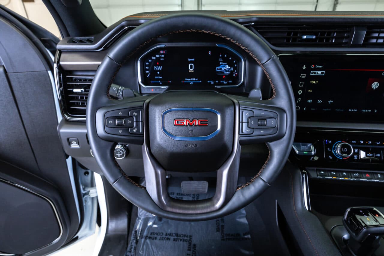 2026 GMC Sierra 1500 AT4 — photo 14 of 36