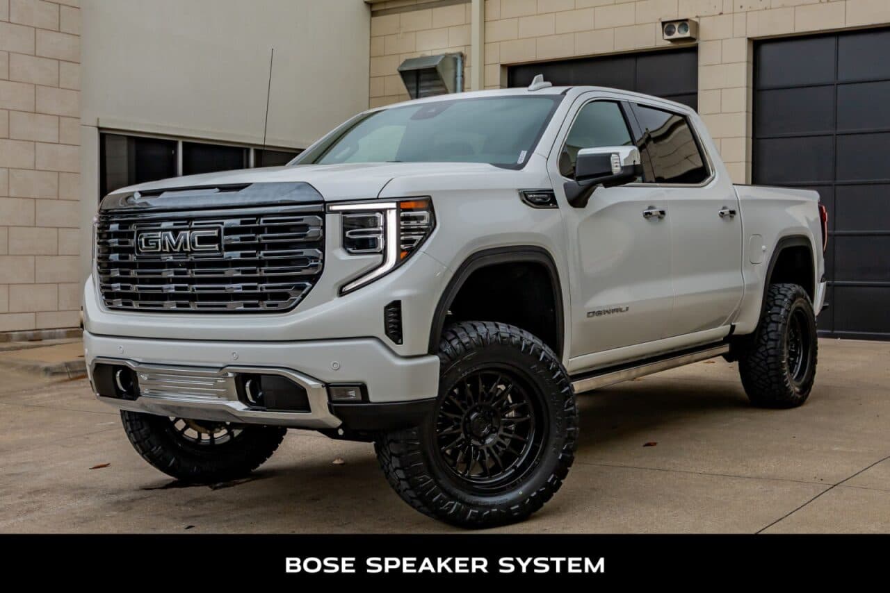 2024 GMC Sierra 1500 Denali Ultimate — photo 3 of 39