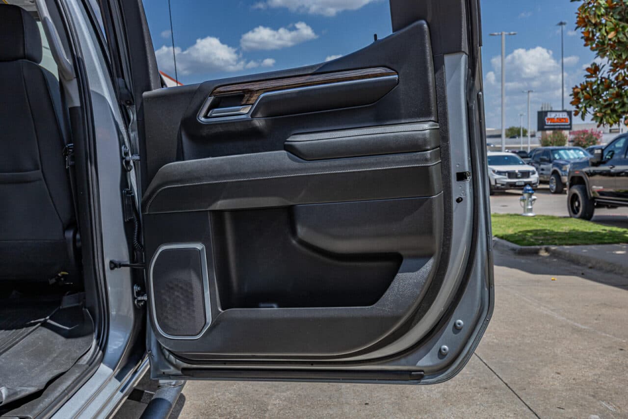 2024 GMC Sierra 1500 Elevation — photo 36 of 38