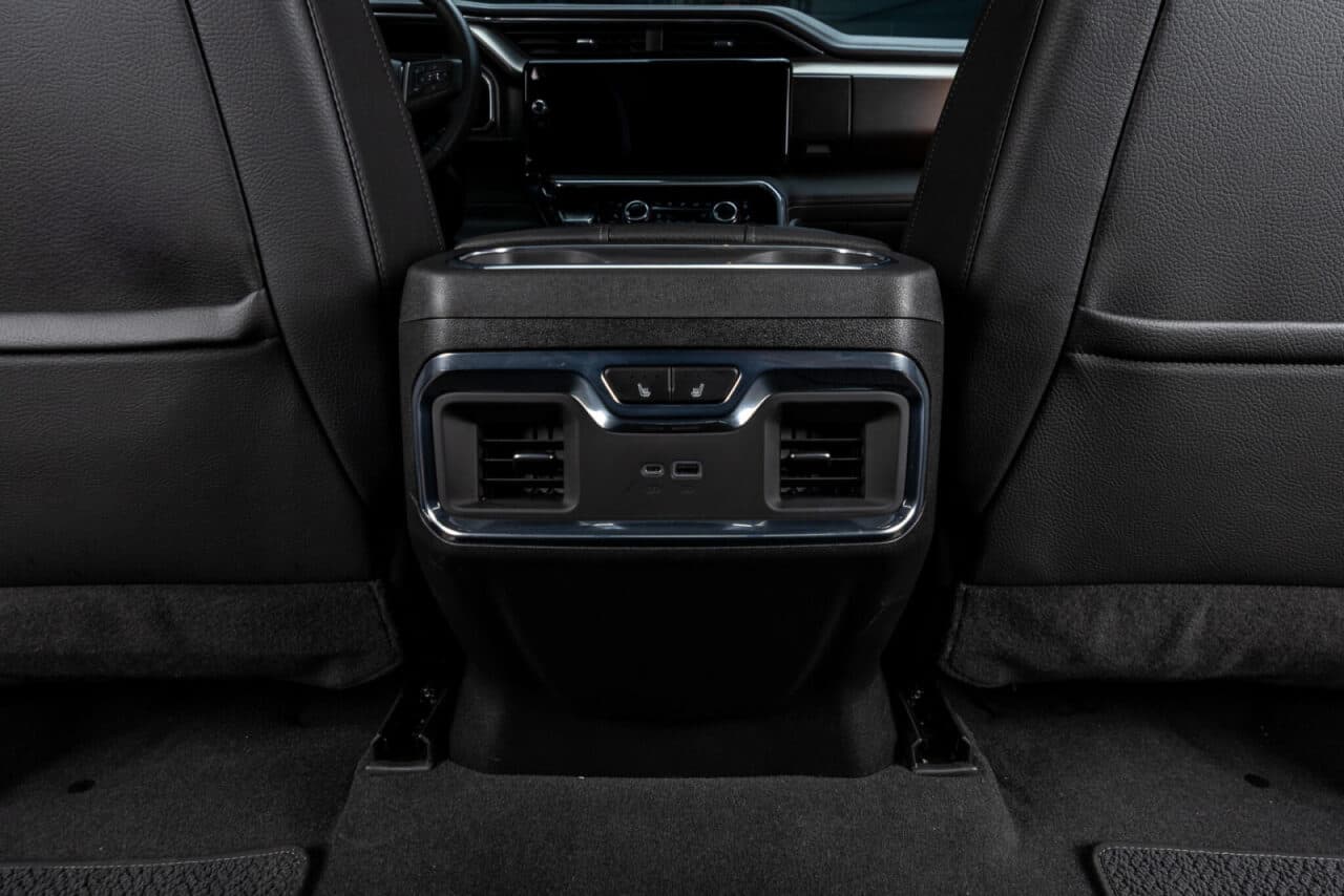 2026 GMC Sierra 1500 Denali — photo 30 of 38