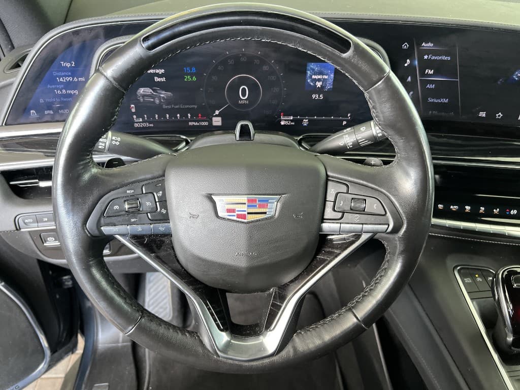 2021 Cadillac Escalade Sport — photo 12 of 27