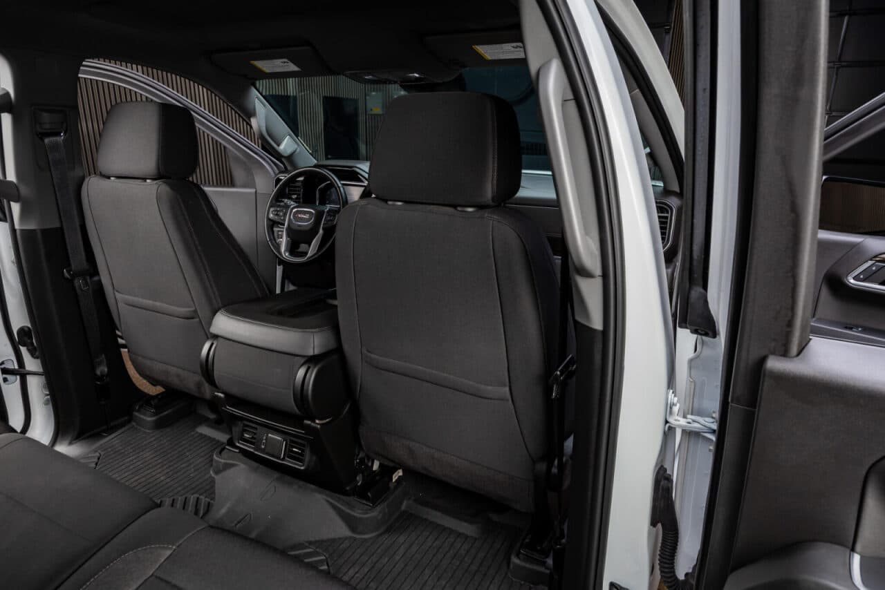 2024 GMC Sierra 1500 Elevation — photo 26 of 35