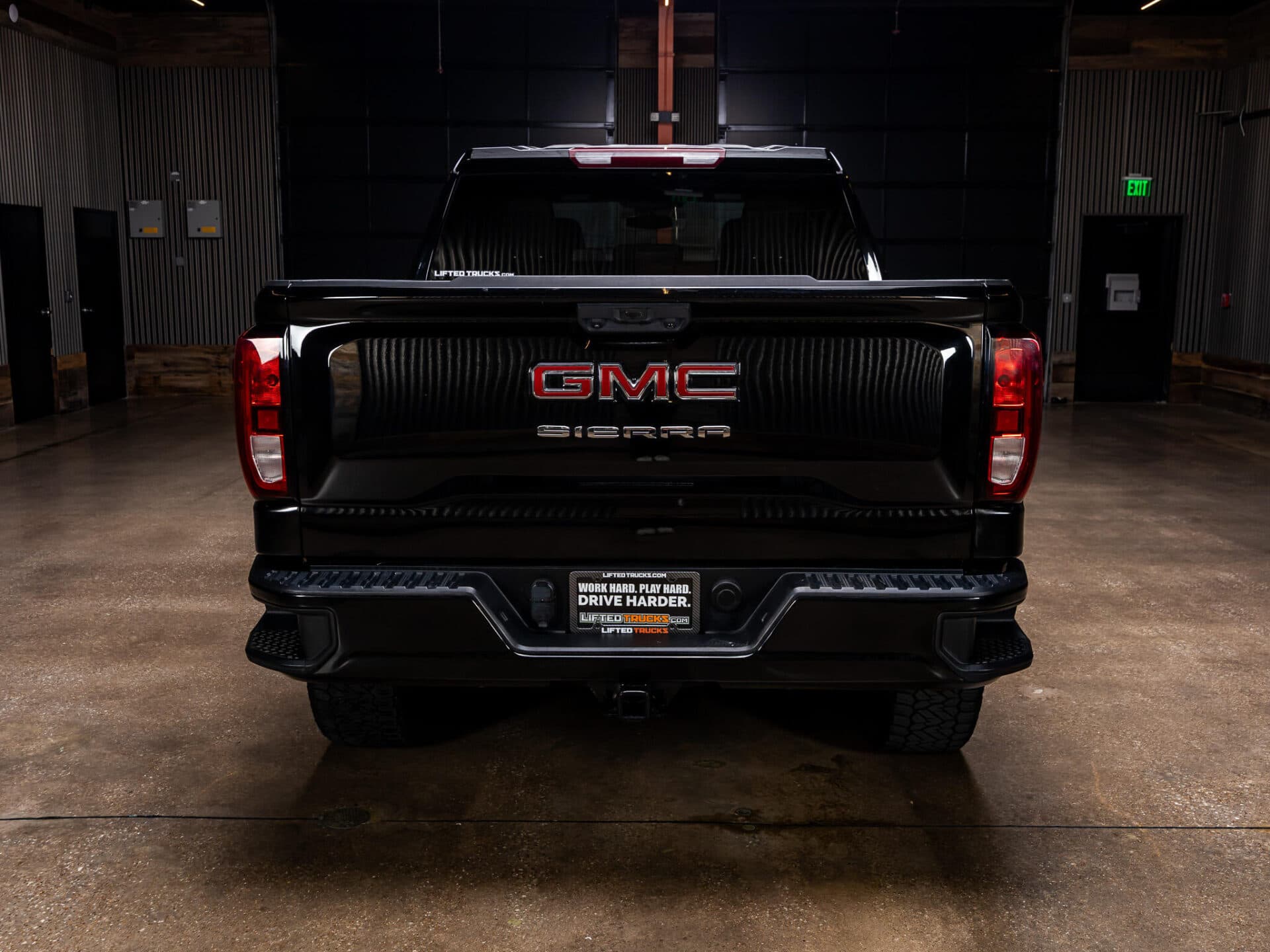 2025 GMC Sierra 1500 Pro — photo 6 of 37