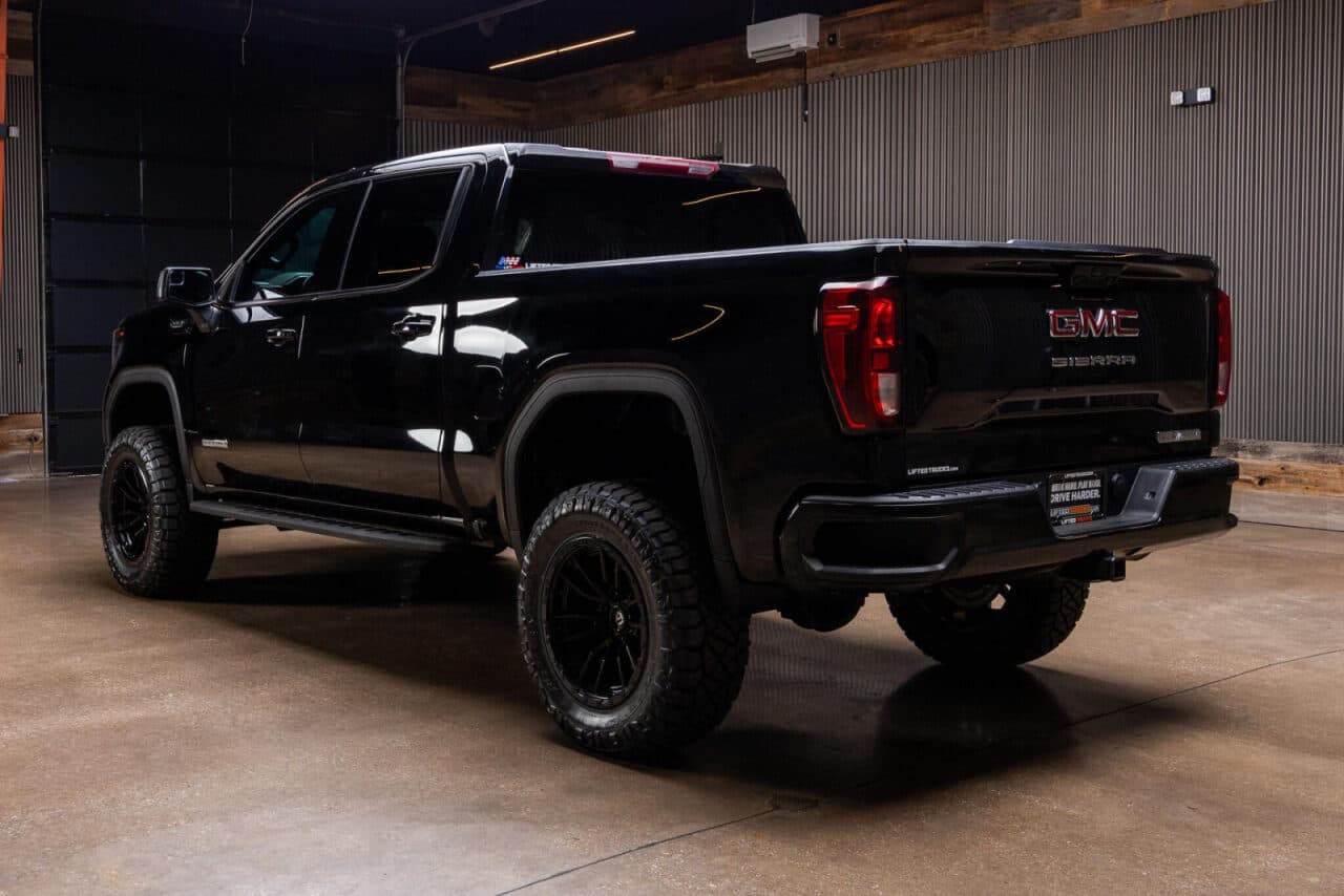 2024 GMC Sierra 1500 Elevation — photo 5 of 37