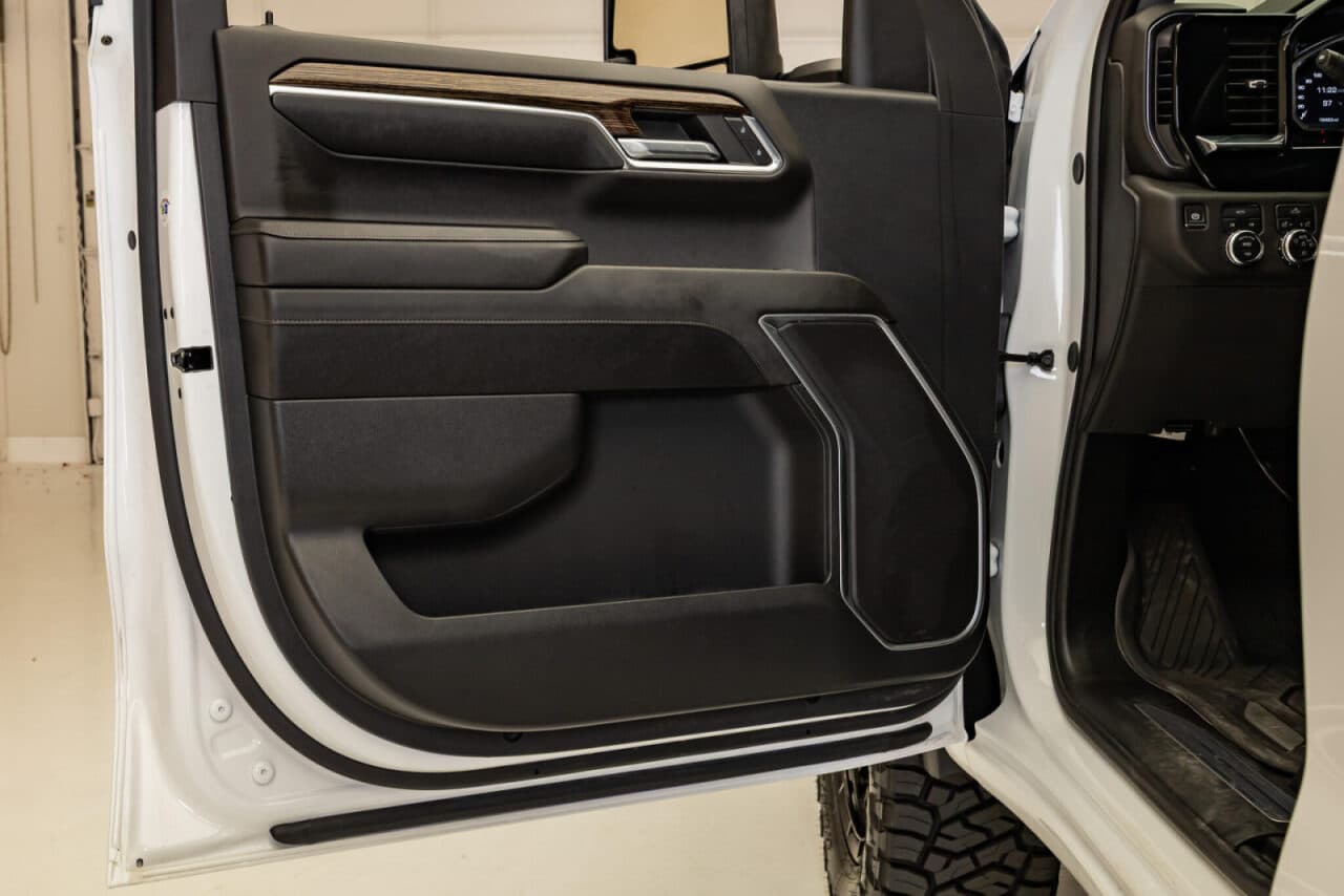 2024 GMC Sierra 1500 Elevation — photo 33 of 38