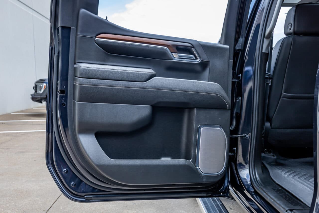2024 GMC Sierra 1500 Denali — photo 37 of 40