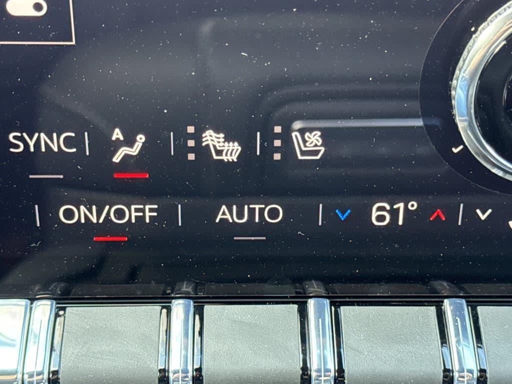 2026 GMC Yukon Denali 4WD — photo 11 of 20