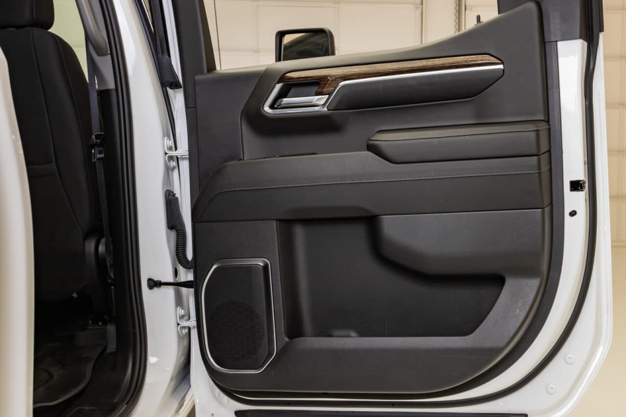2024 GMC Sierra 1500 Elevation — photo 36 of 38