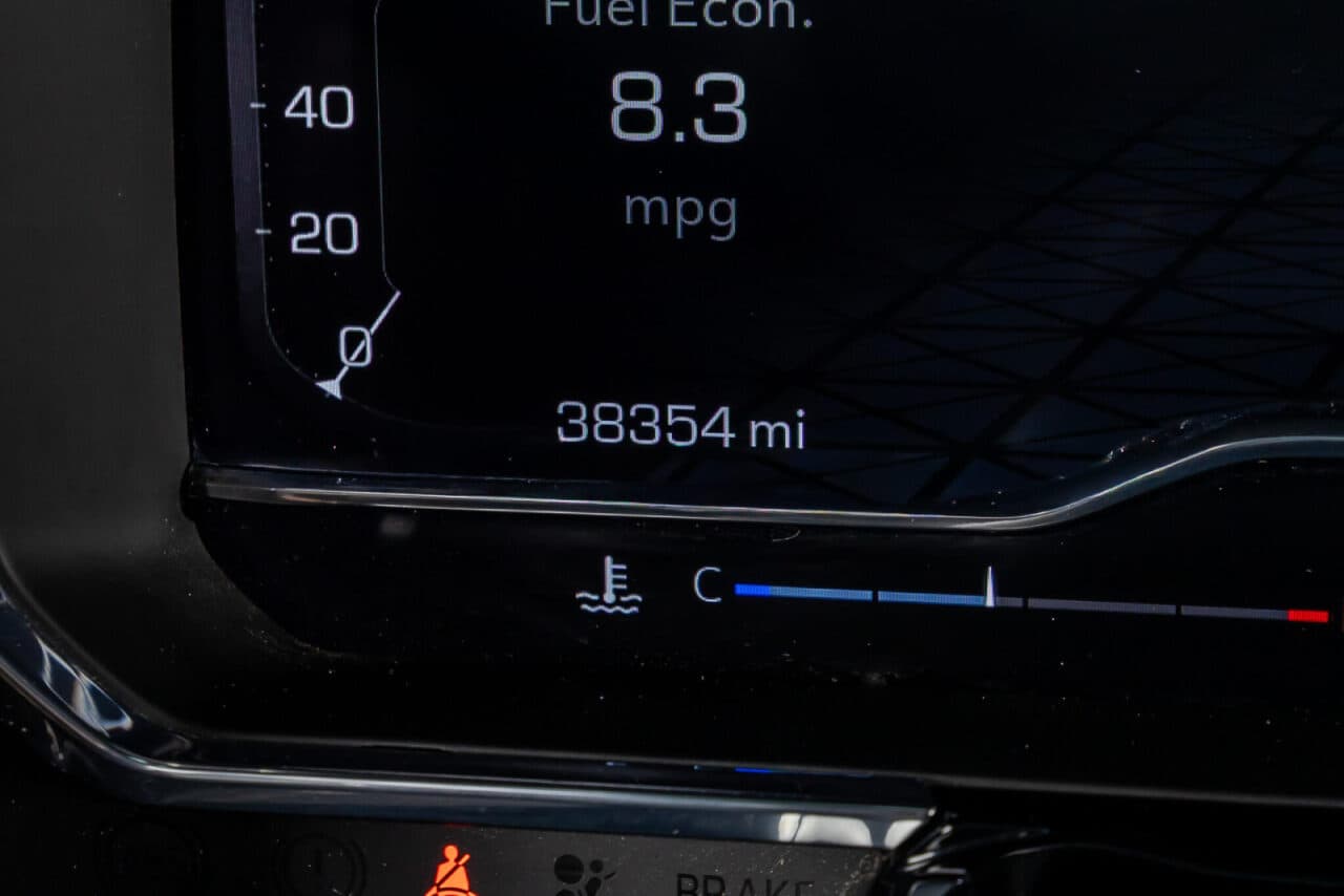 2024 GMC Sierra 1500 SLT — photo 16 of 35