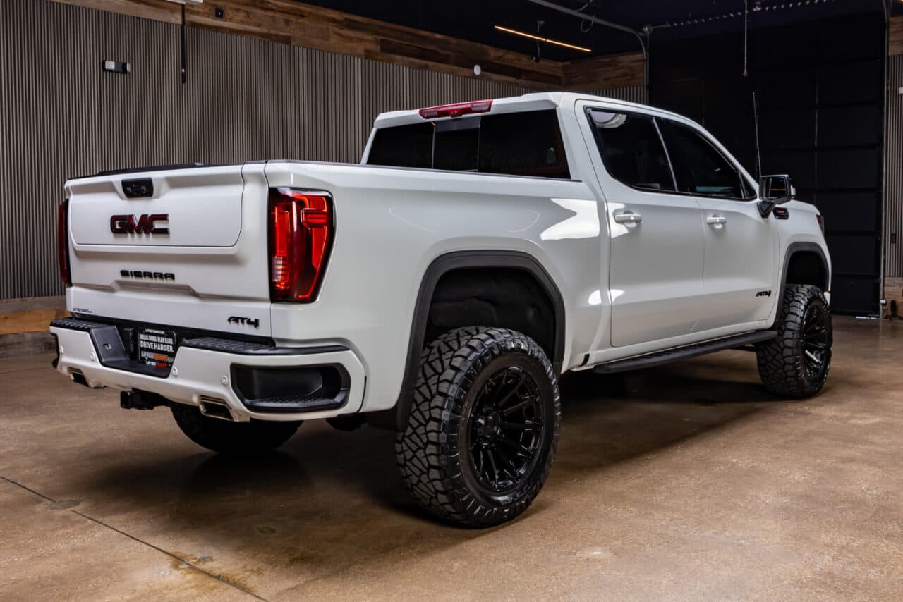 2026 GMC Sierra 1500 AT4 — photo 8 of 37