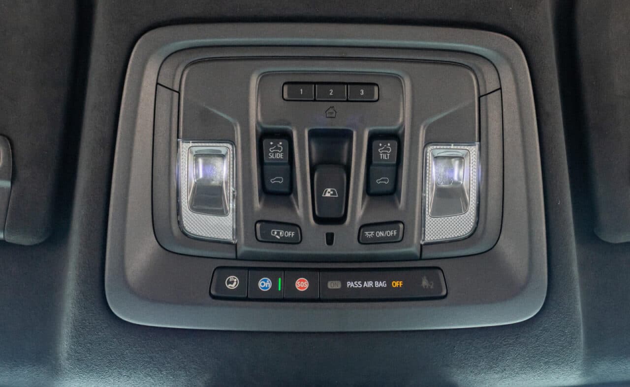 2023 GMC Sierra 1500 AT4X — photo 26 of 39