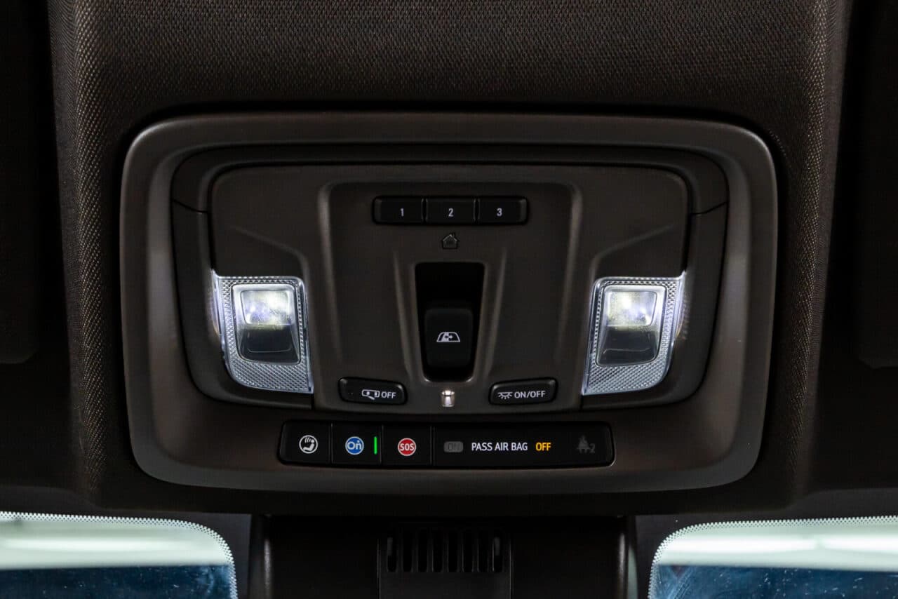 2024 GMC Sierra 1500 SLT — photo 23 of 35