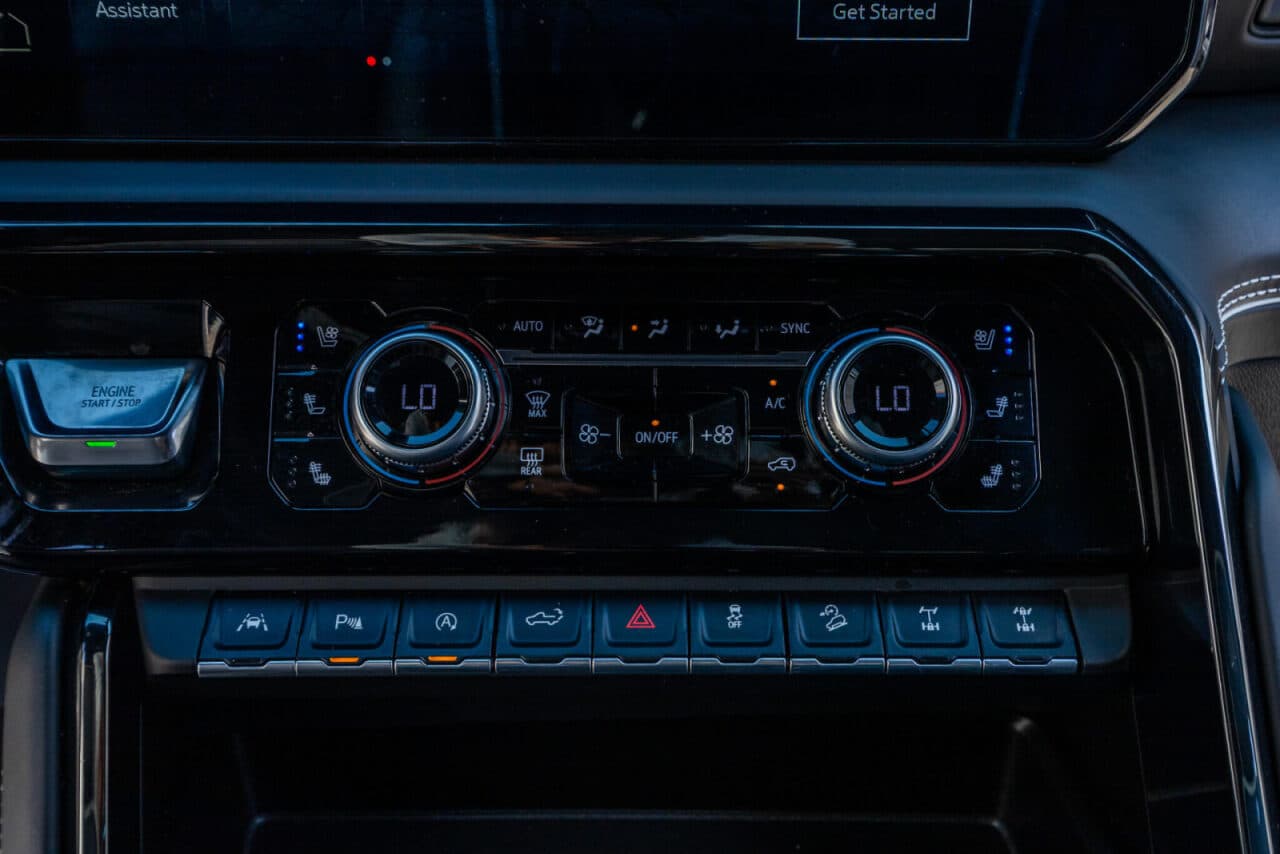 2024 GMC Sierra 1500 AT4X — photo 25 of 40