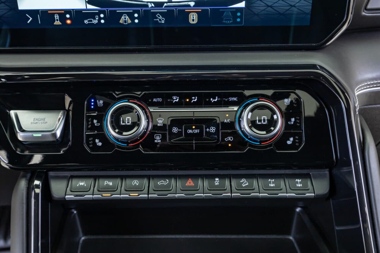 2024 GMC Sierra 1500 AT4X — photo 22 of 37