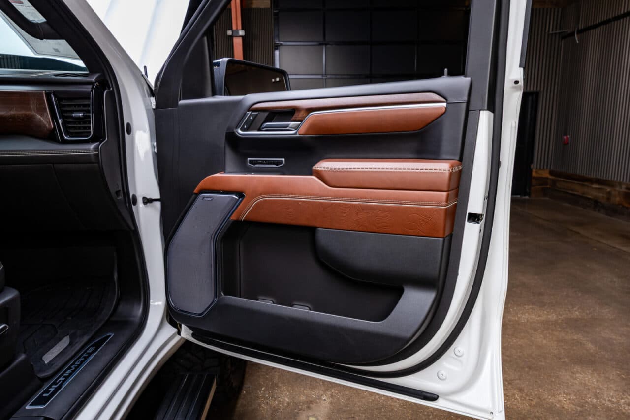 2024 GMC Sierra 1500 Denali Ultimate — photo 36 of 40