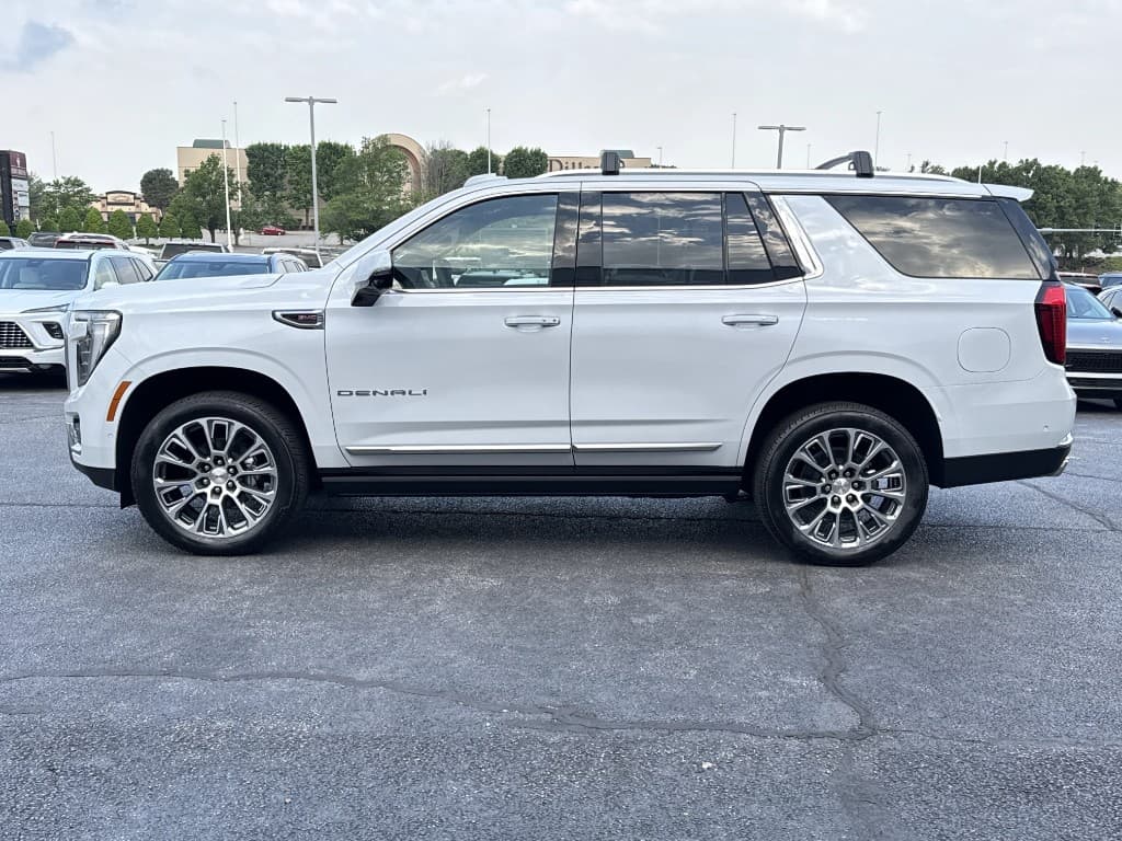 2026 GMC Yukon Denali 4WD — photo 3 of 20