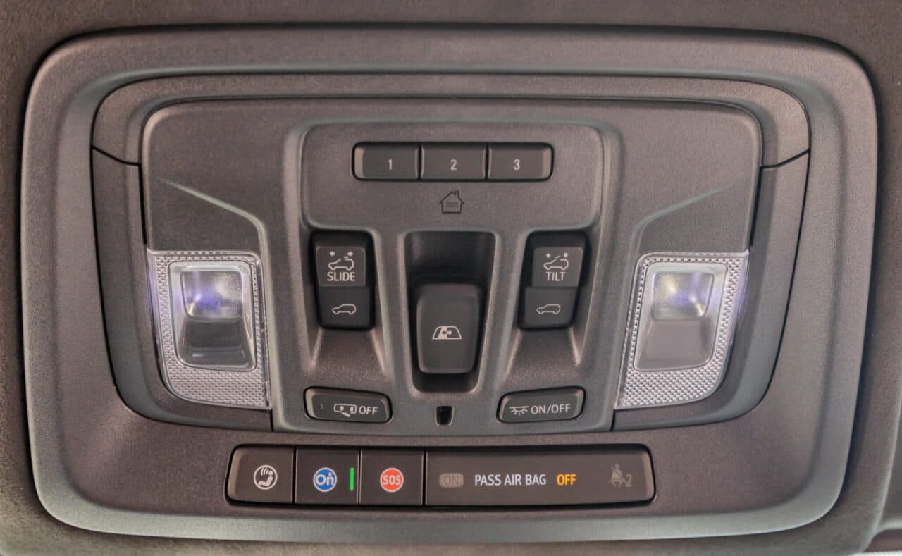 2025 GMC Sierra 1500 AT4X — photo 26 of 39