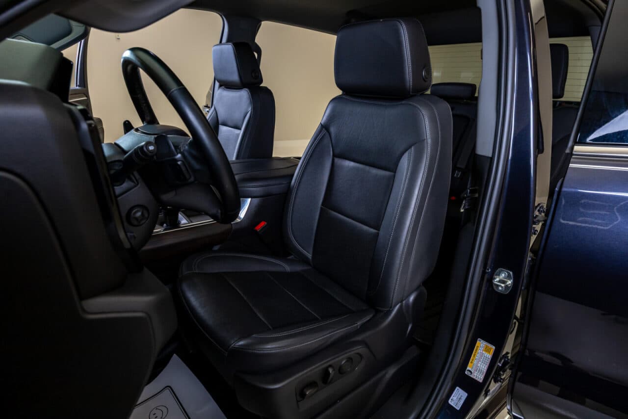 2023 GMC Sierra 1500 SLT — photo 25 of 36