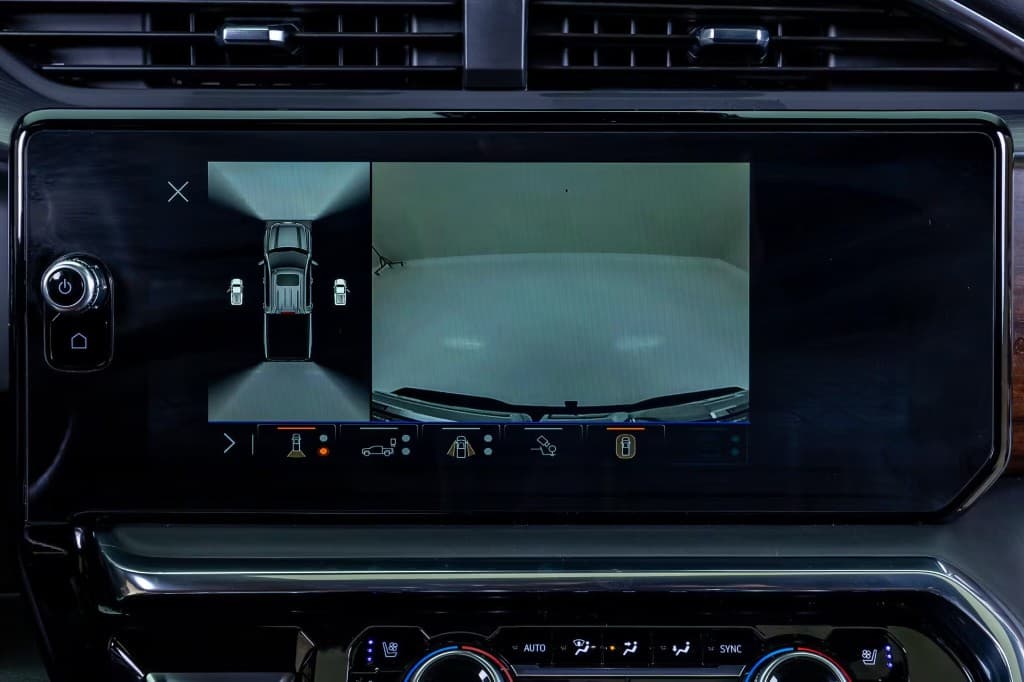 2026 GMC Sierra 1500 Denali Ultimate — photo 18 of 36