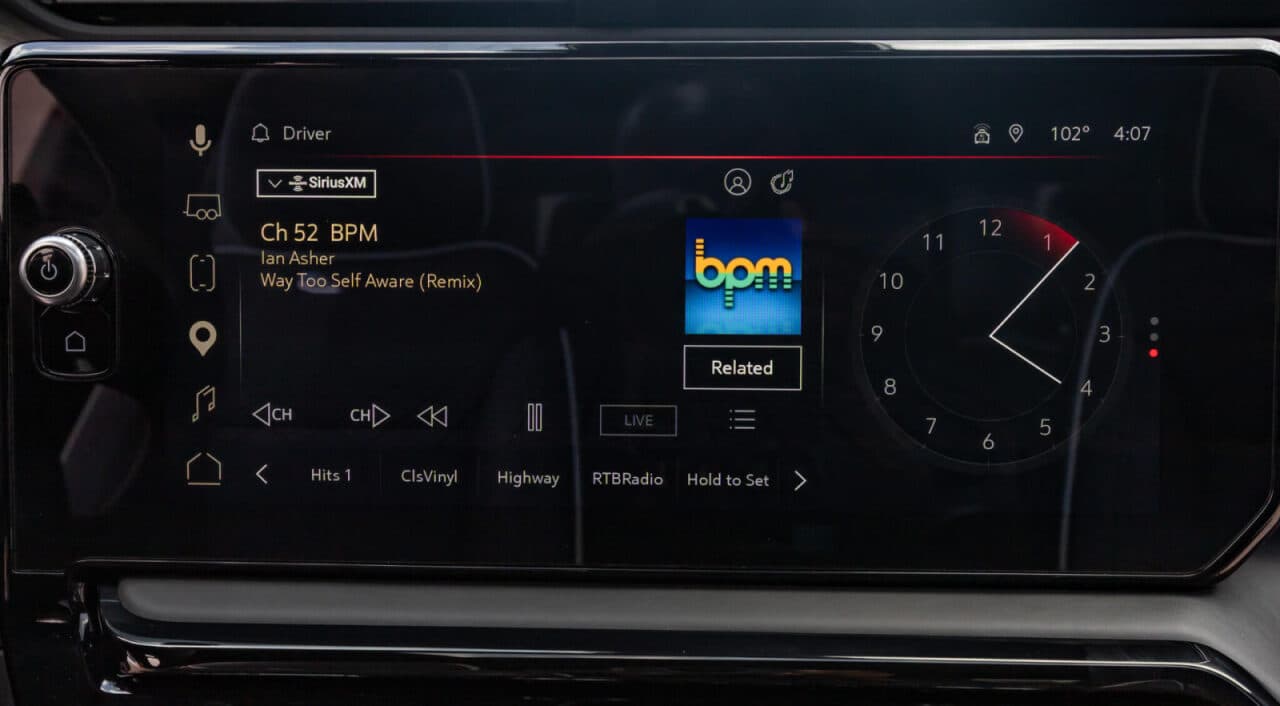 2025 GMC Sierra 1500 AT4X — photo 22 of 39